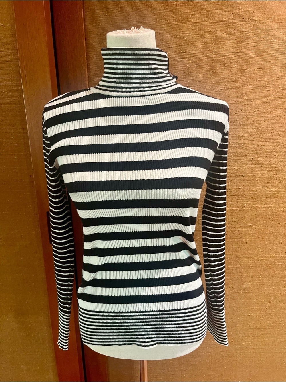 White House Black Market Black & White Stripe Ribbed Turtleneck